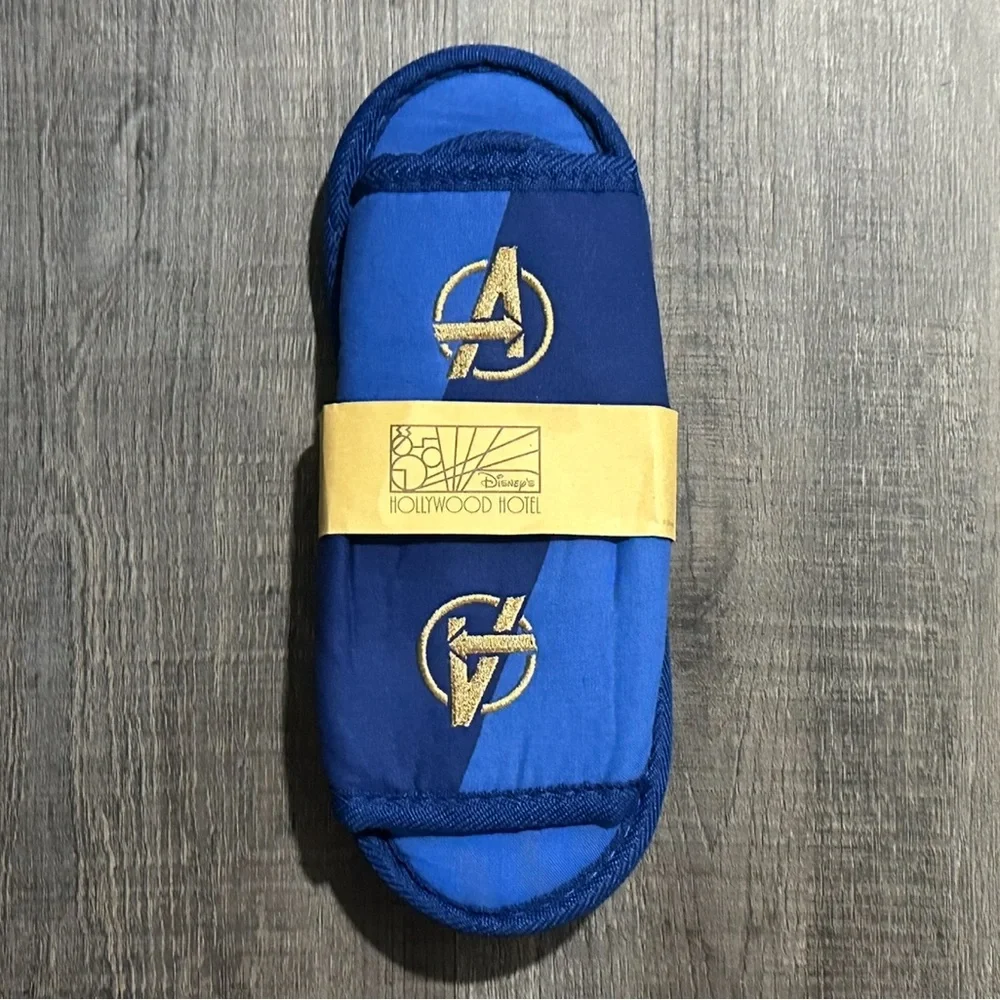 New Big Kids Size 3 Marvel Avengers Blue Slippers from Hong Kong Disney